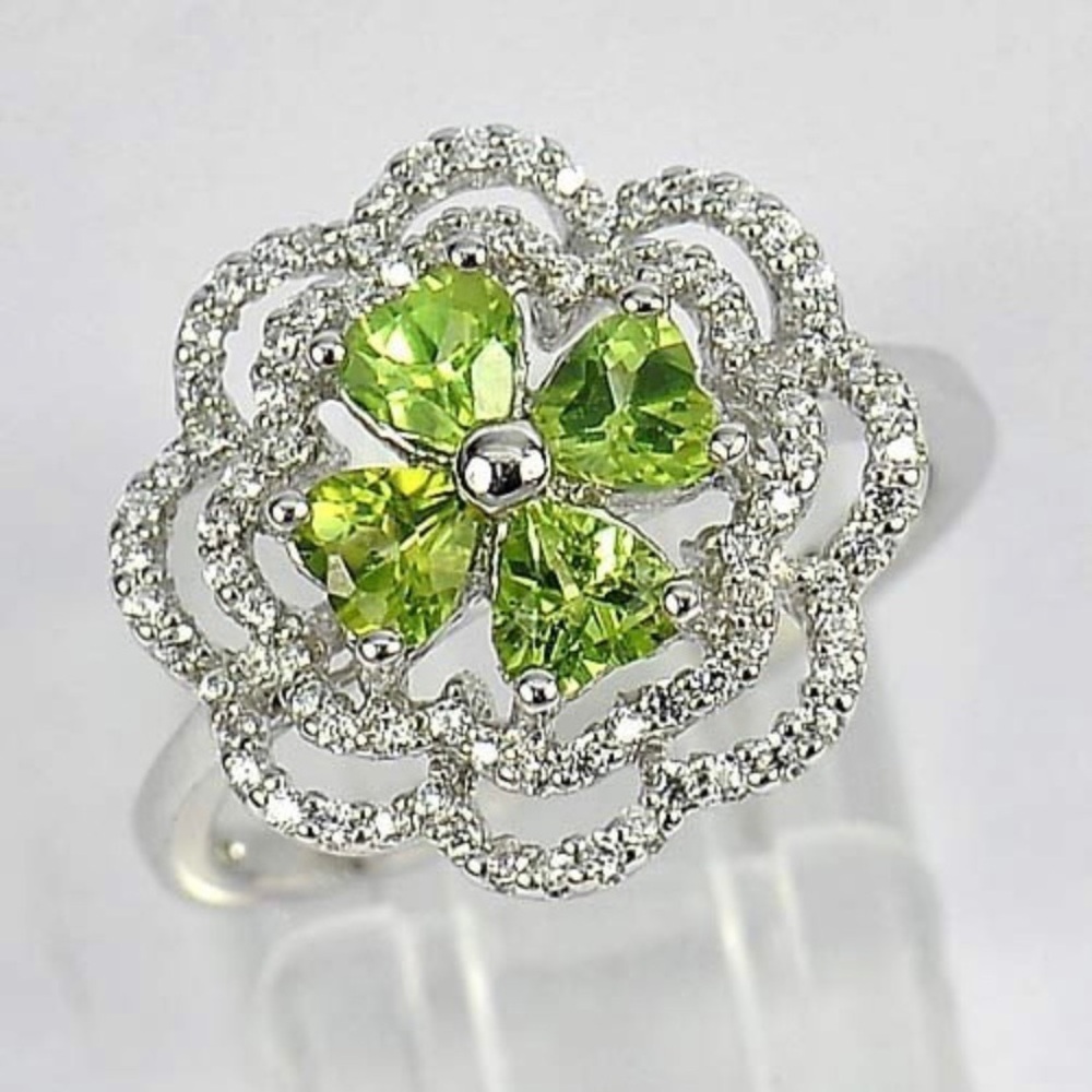Natural Gemstone Green Peridot 925 Sterling Silver Ring Size 7 - 3.36‎ G.